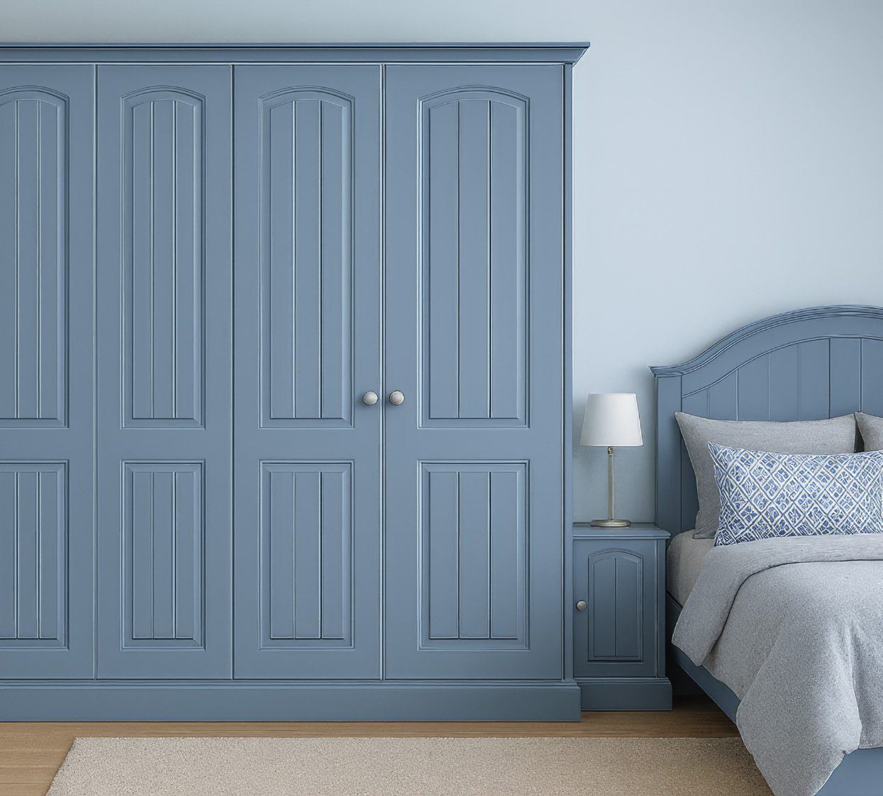 Bespoke fitted wardrobe in navy blue finish